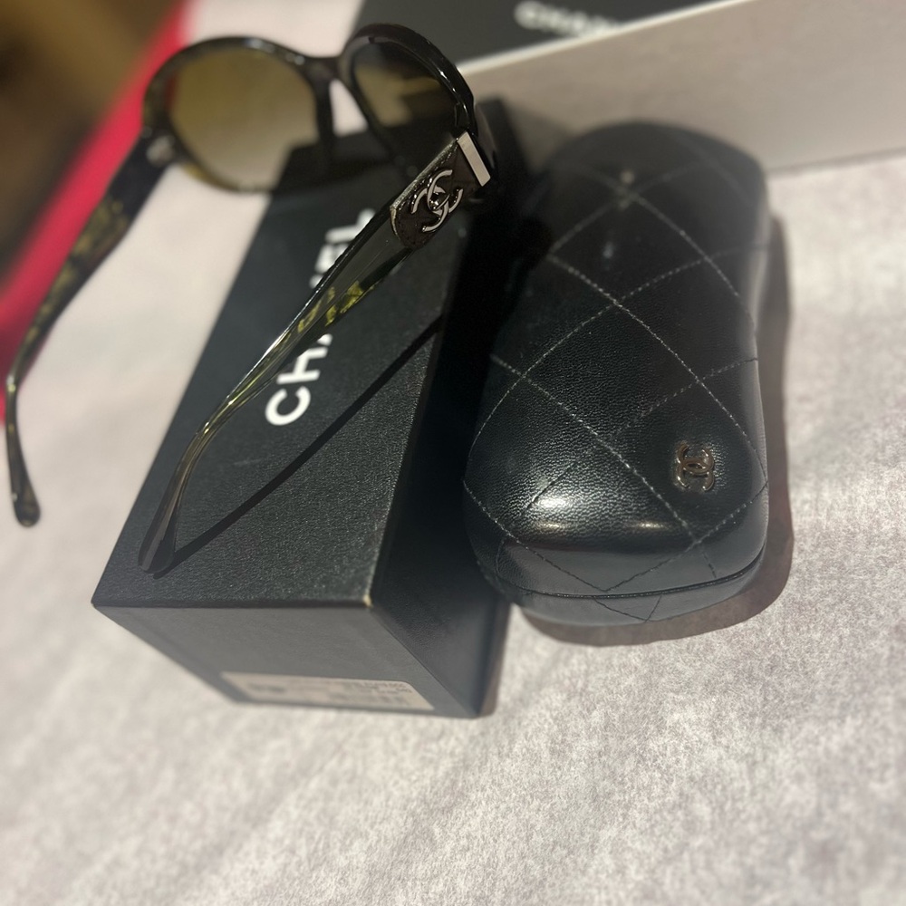 Chanel Black Sunglasses with Case